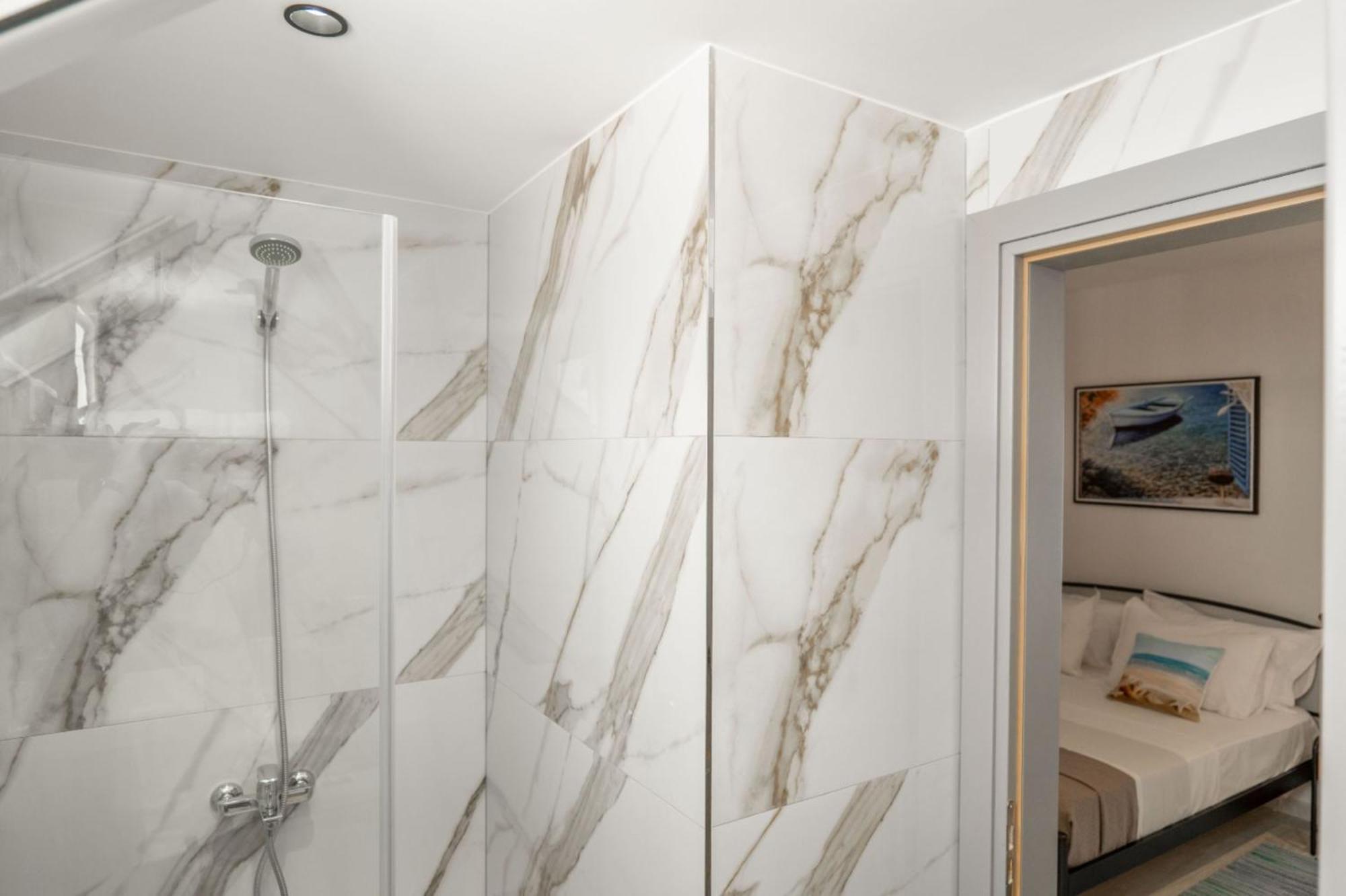 Aleksandra Apartments Sarandë 外观 照片
